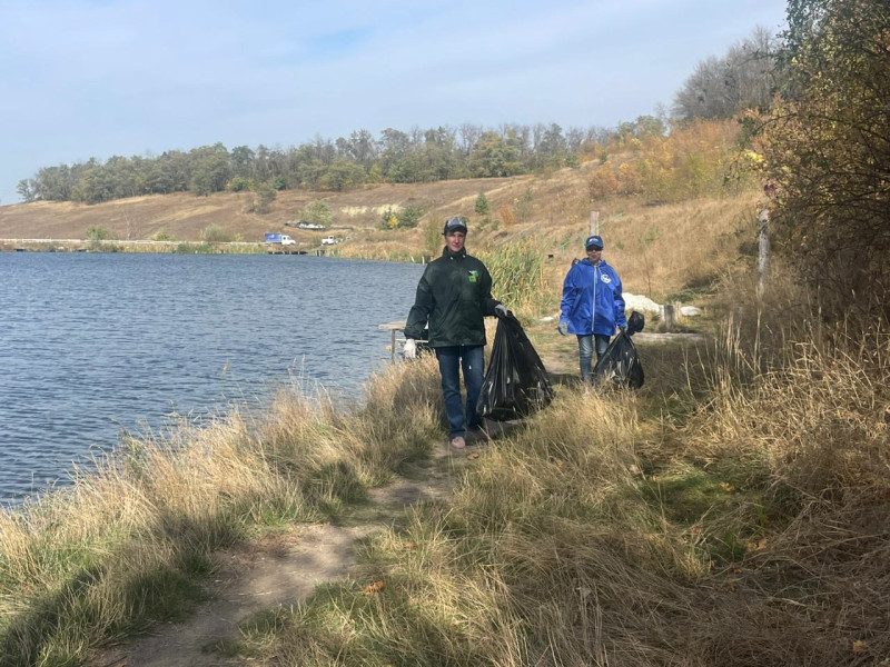 В Майском сельском поселении состоялся областной экологический субботник.